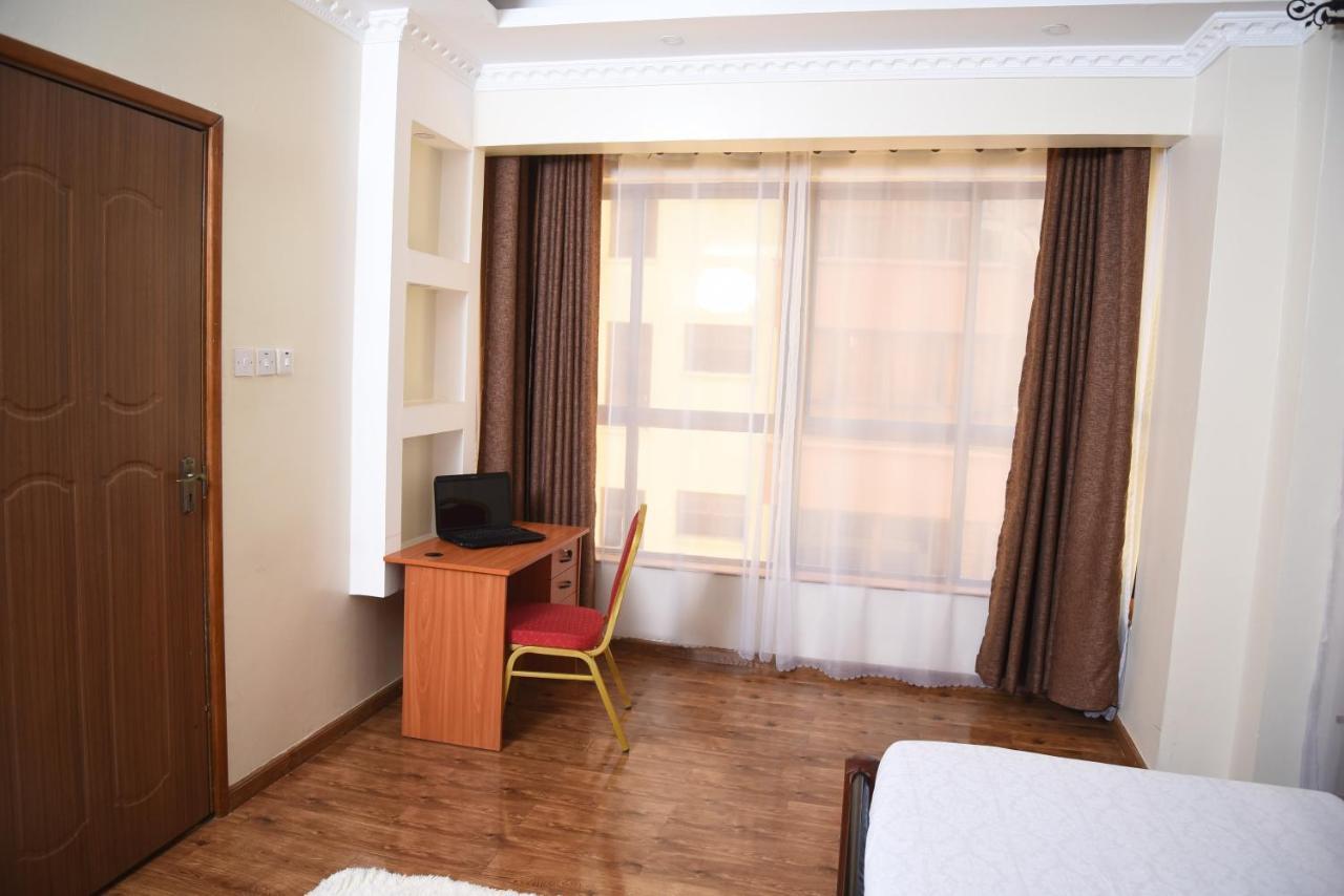 Kandiz Queendom Nairobi Buitenkant foto
